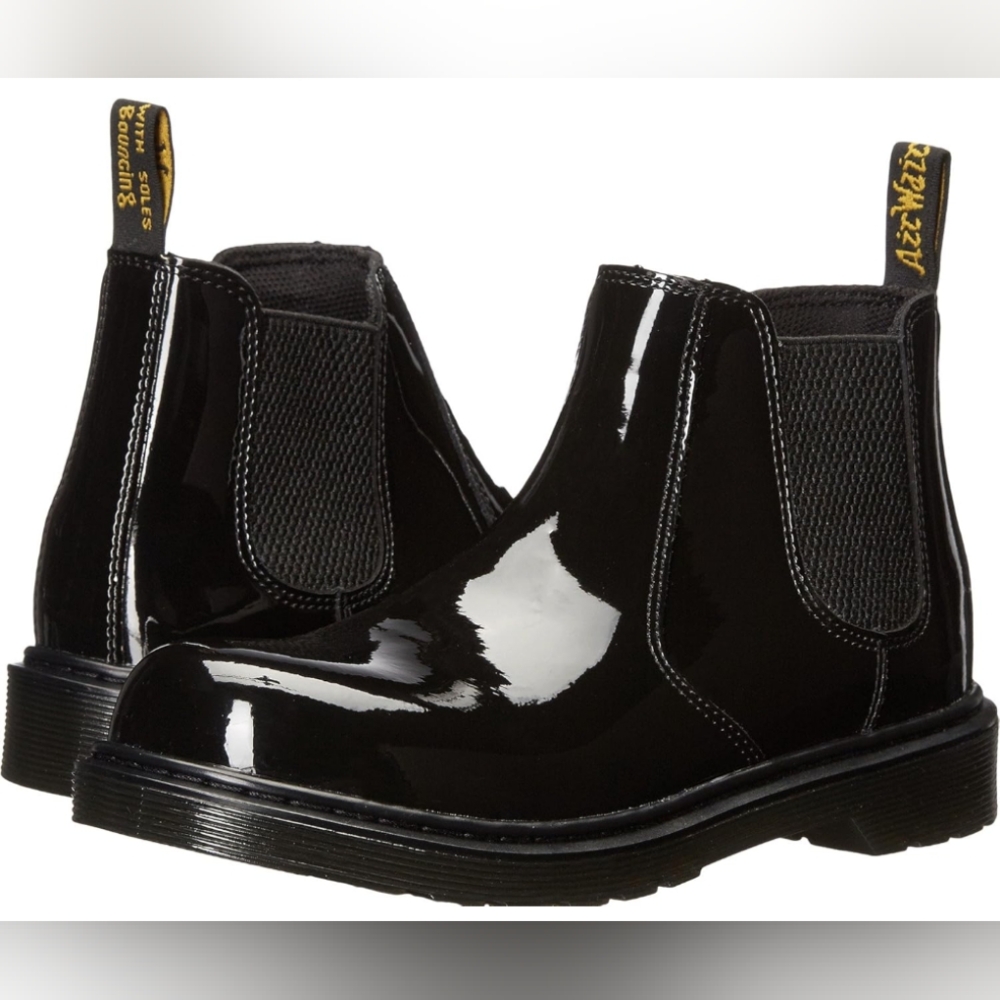 Dr. Martens Unisex-Child 2976 Youth Banzai Chelsea Boot